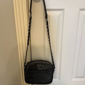 KELLY WYNNE crossbody purse